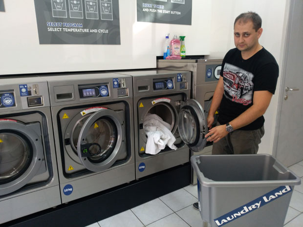 Уз жетон се перу ствари